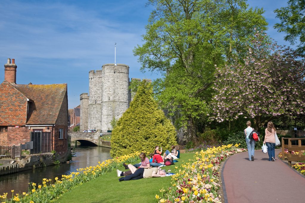 River_Stour_in_Canterbury, _England_ -_May_08