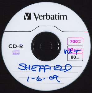 CD从马克托马斯收藏的录音从谢菲尔德腿他2009年“这是愚蠢的经济”巡演